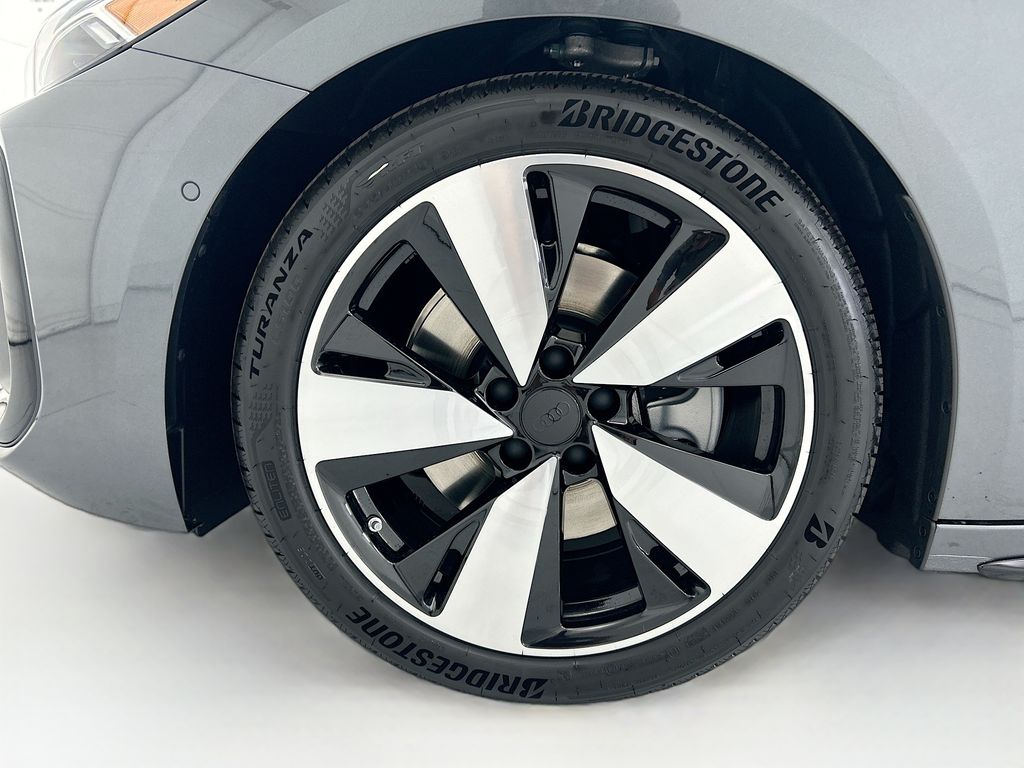 Thumbnail: 2026 Audi A5 - 29