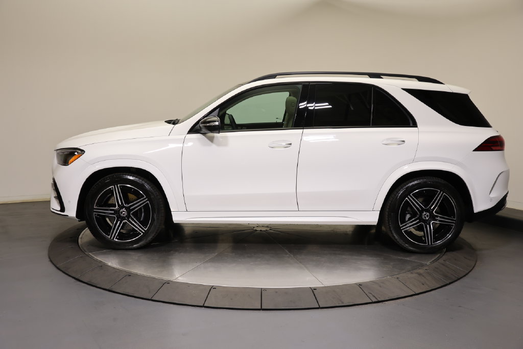 Thumbnail: 2026 Mercedes-Benz GLE - 4