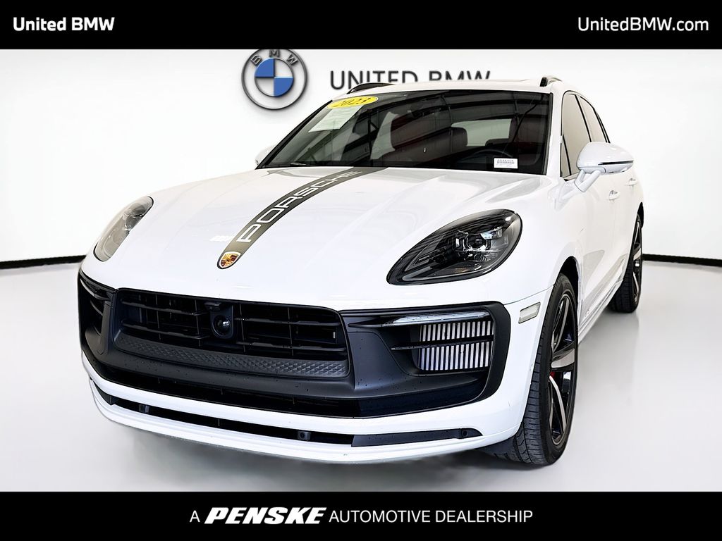 Thumbnail: 2023 Porsche Macan - 1