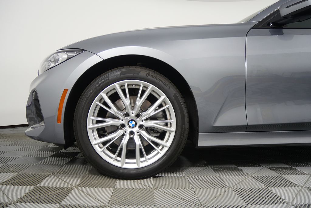 Thumbnail: 2023 BMW 3 Series - 7