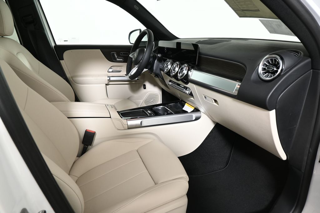 Thumbnail: 2026 Mercedes-Benz GLB - 21