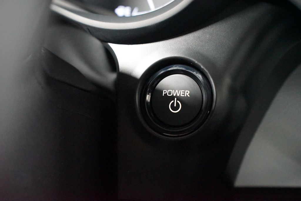 Thumbnail: 2026 Toyota Sienna - 23