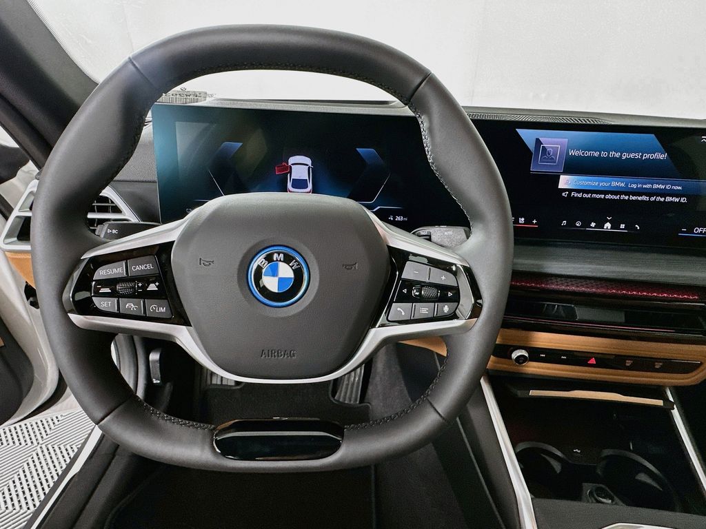 Thumbnail: 2026 BMW i4 - 10