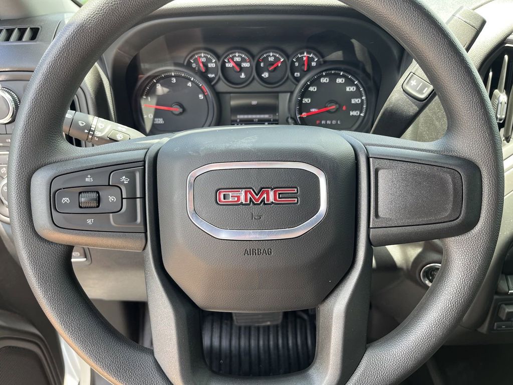 2024 GMC Sierra 2500HD Pro 15