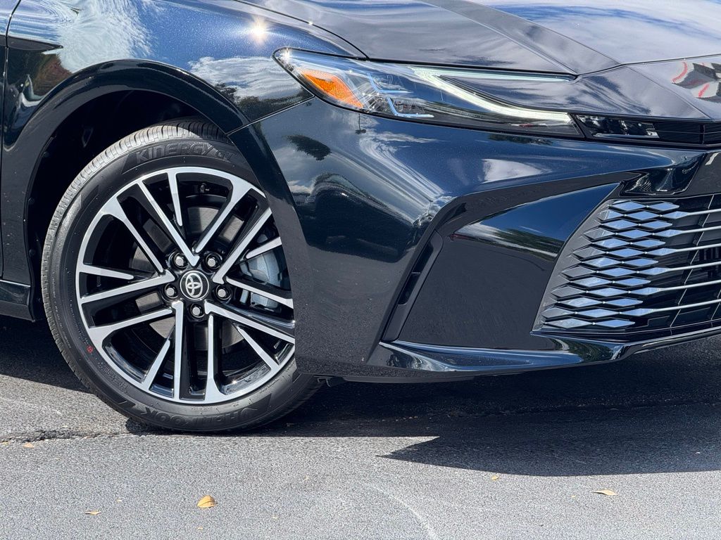 2026 Toyota Camry XLE photo 3