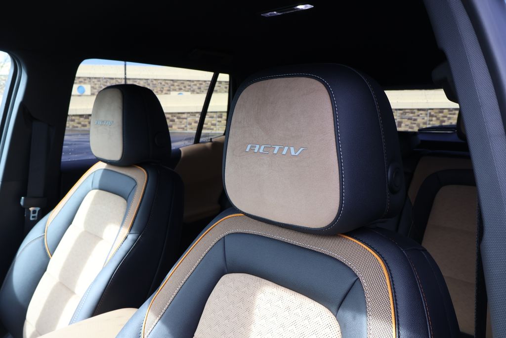 Thumbnail: 2026 Chevrolet Equinox - 15