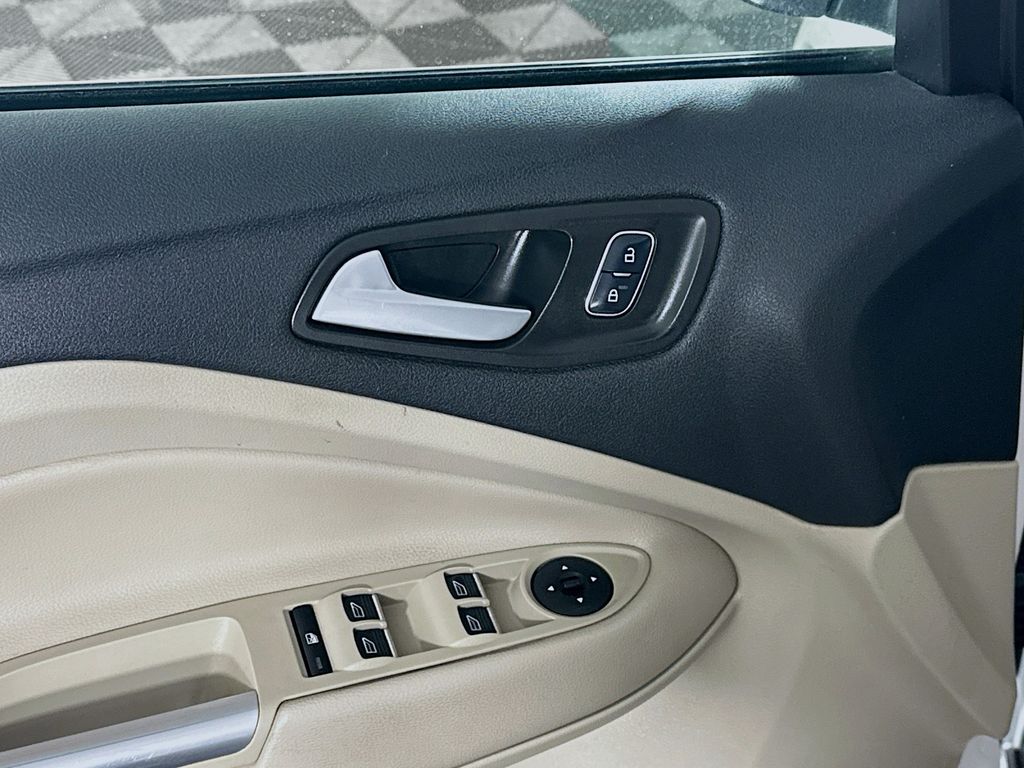 Used 2017 White Ford SE image 36