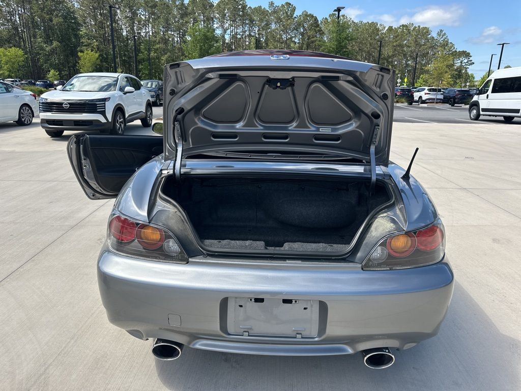 2008 Chicane Silver Metallic Honda S2000 Base RWD Convertible
