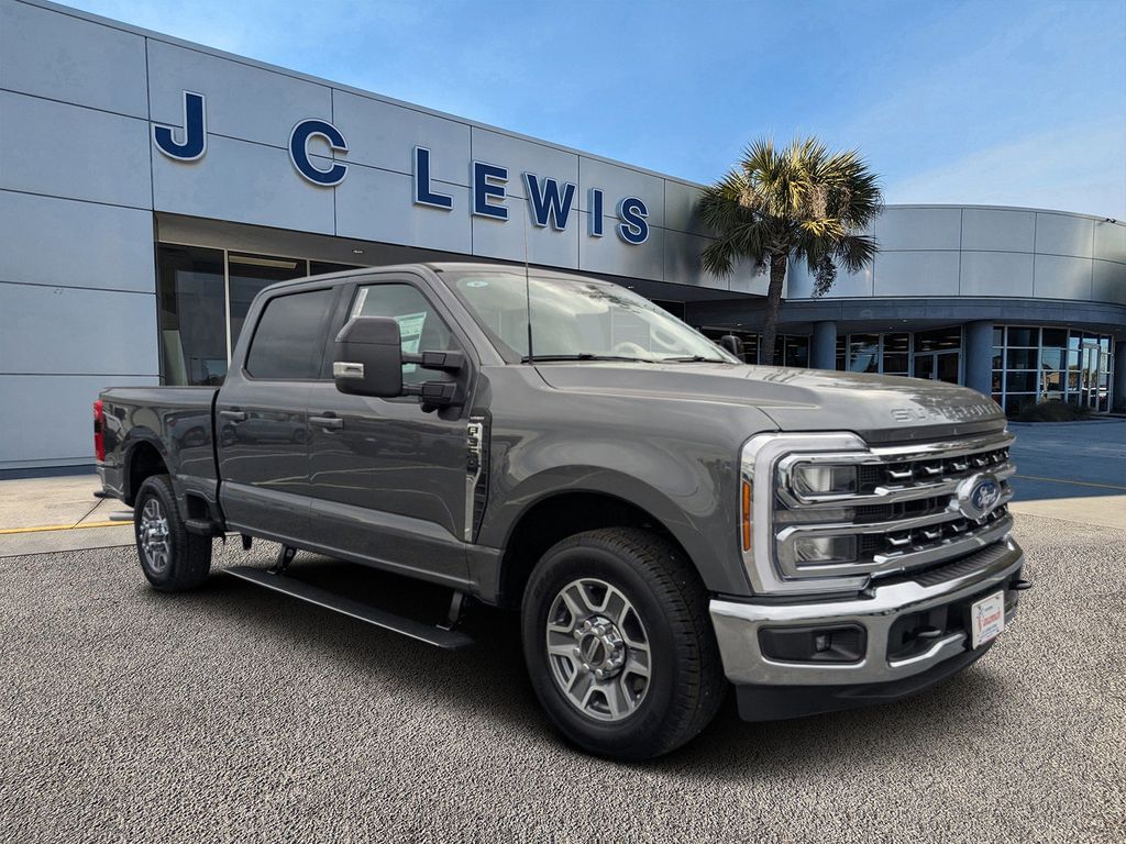 2026 Ford F-350 LARIAT