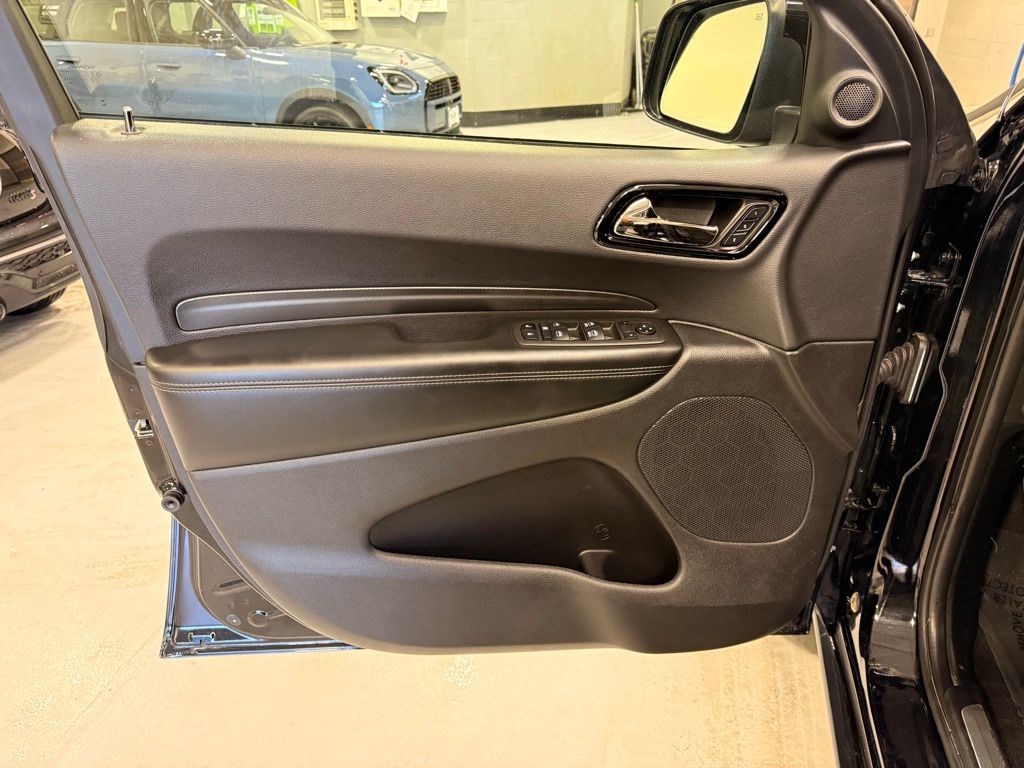 Thumbnail: 2022 Dodge Durango - 10