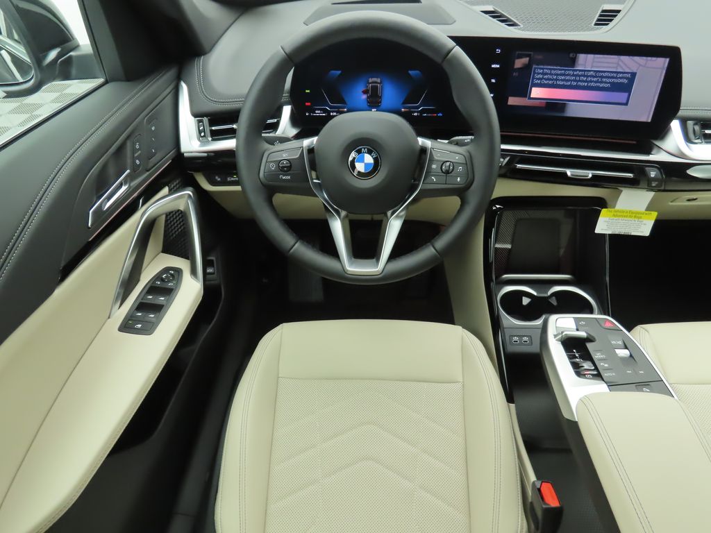 Thumbnail: 2025 BMW X1 - 10