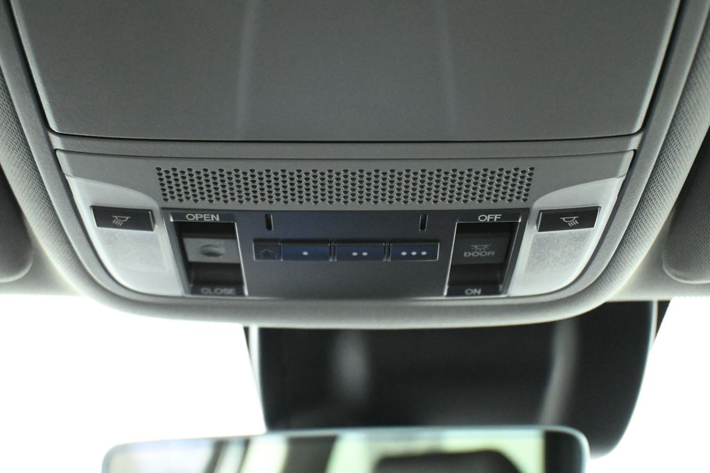 Thumbnail: 2020 Acura MDX - 20