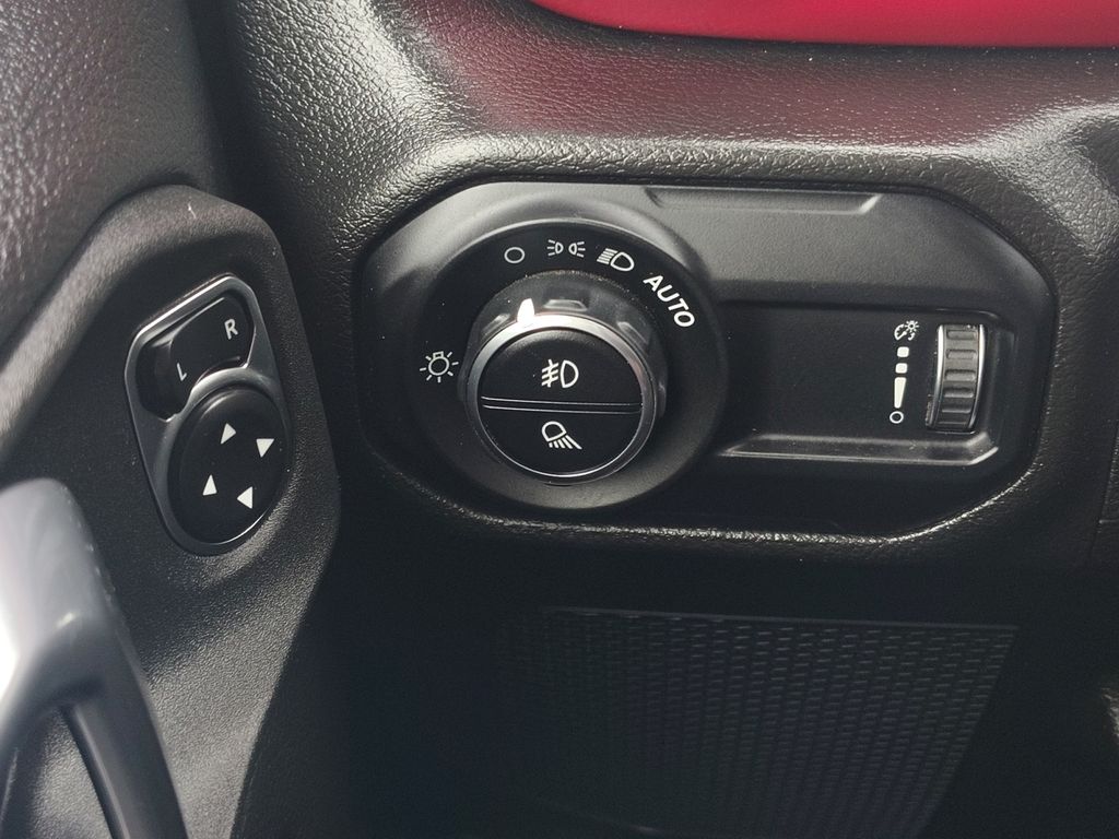 Used Car 2023 Jeep Gladiator  Rubicon For Sale Under $40,000 In Austin, Texas