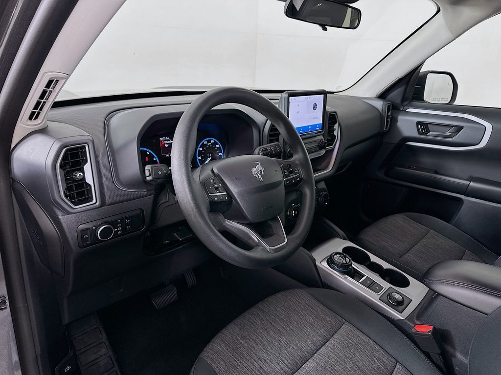 Thumbnail: 2023 Ford Bronco Sport - 9