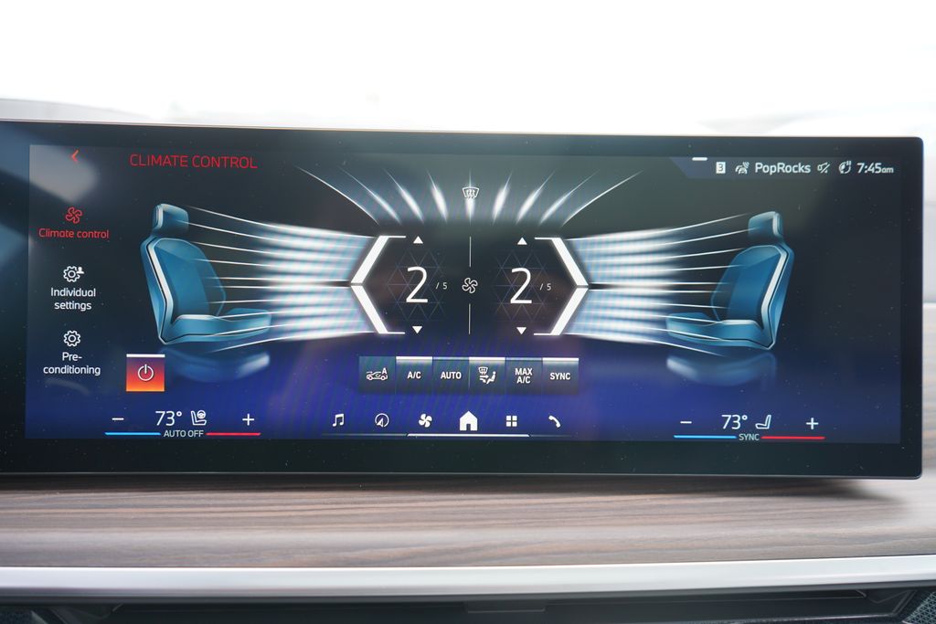 2025 BMW X7 xDrive40i 18