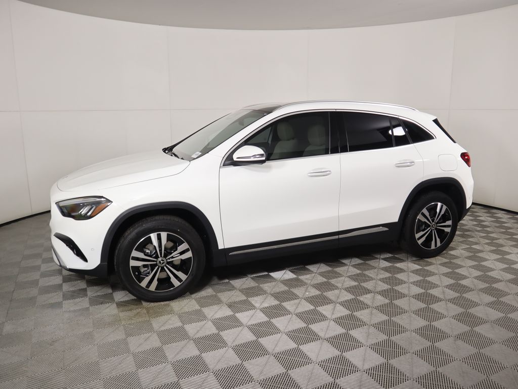 Thumbnail: 2026 Mercedes-Benz GLA - 8