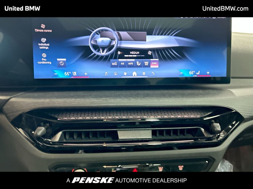 2025 BMW 3 Series 330i 19