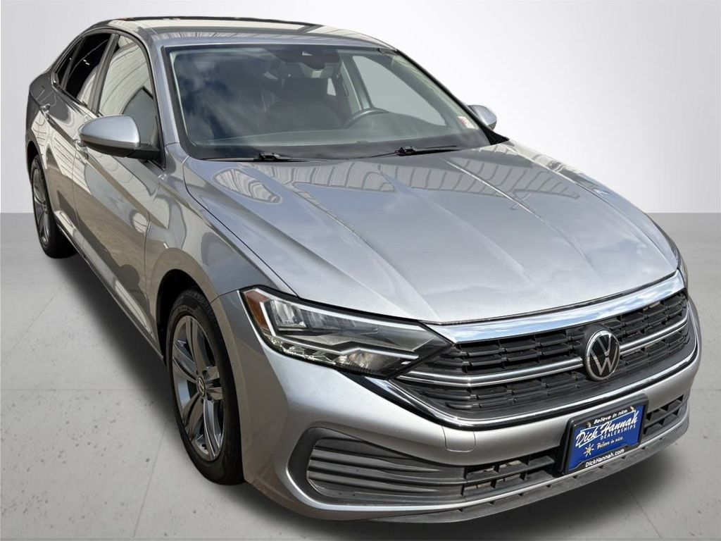 2022 Volkswagen Jetta 1.5T SE
