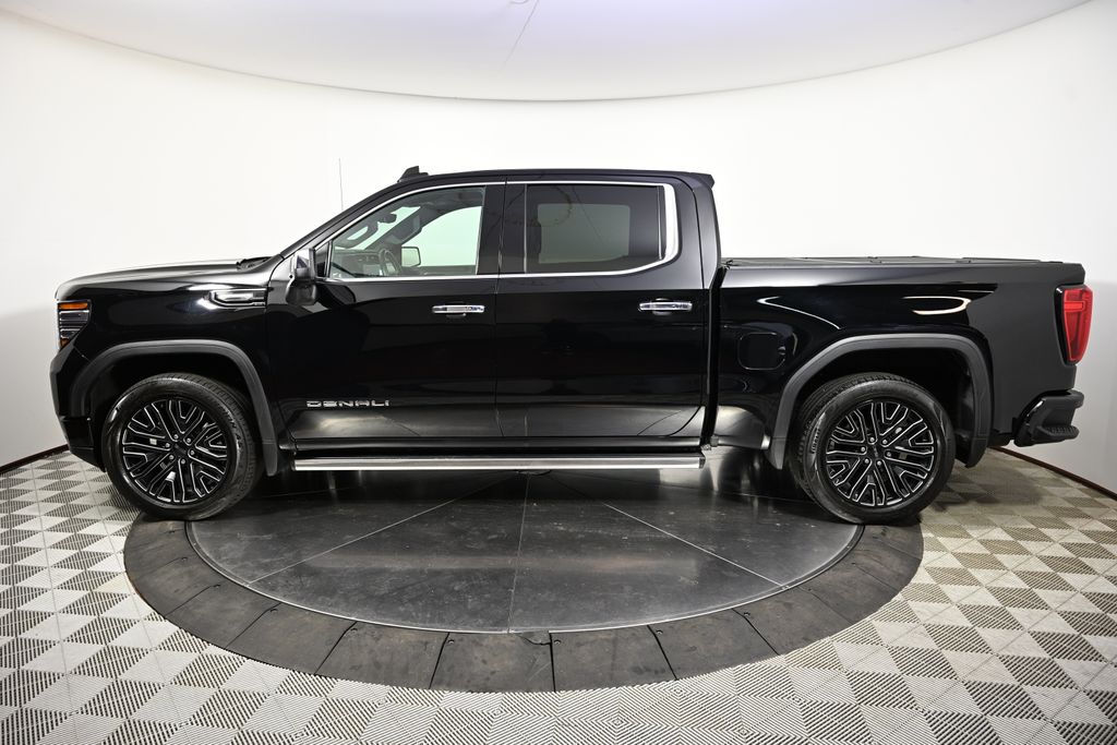 Thumbnail: 2022 GMC Sierra 1500 - 2
