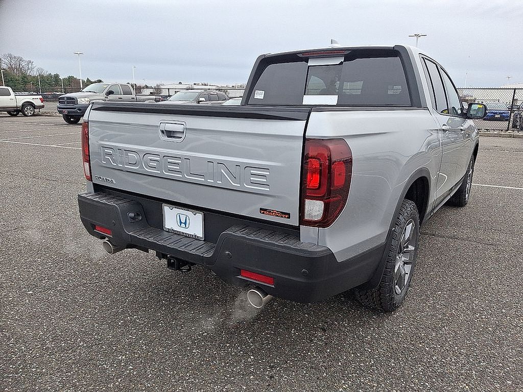 Thumbnail: 2025 Honda Ridgeline - 4
