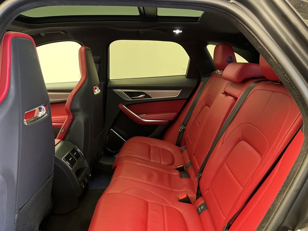 Thumbnail: 2021 Jaguar F-Pace - 24