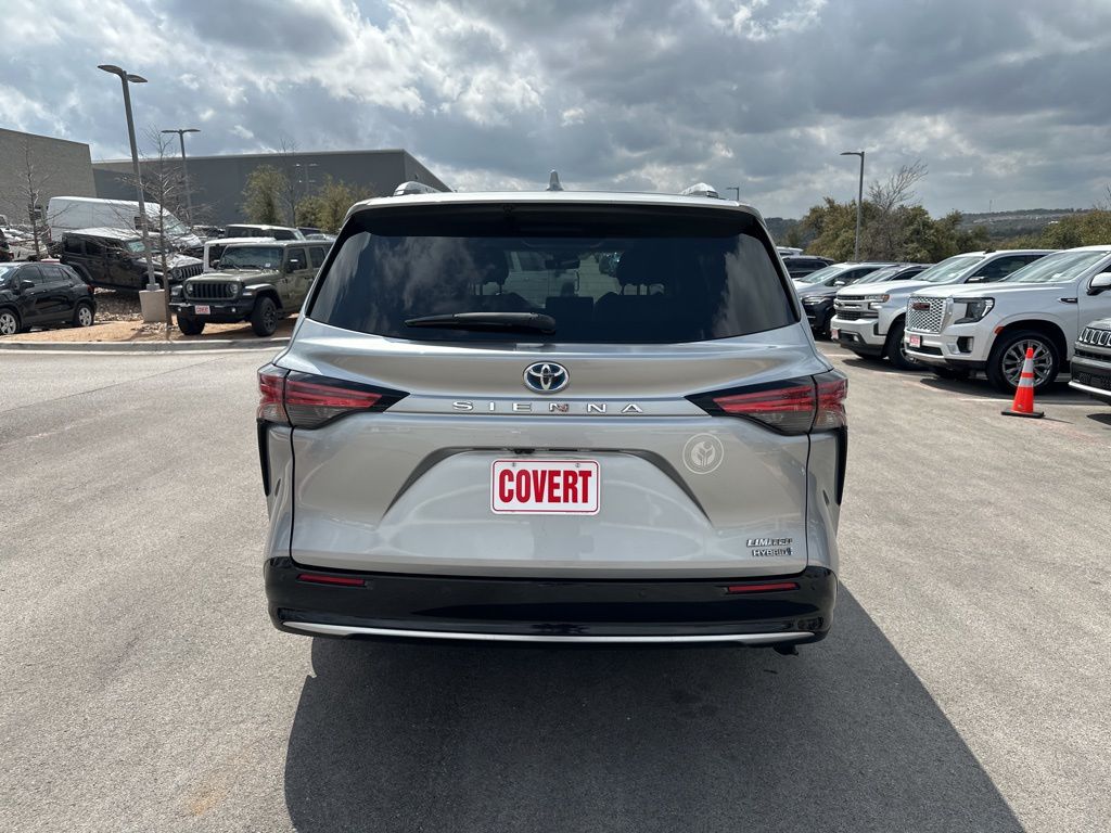 Used Car 2021 Toyota Sienna  For Sale Under $35,000 In Austin, Texas