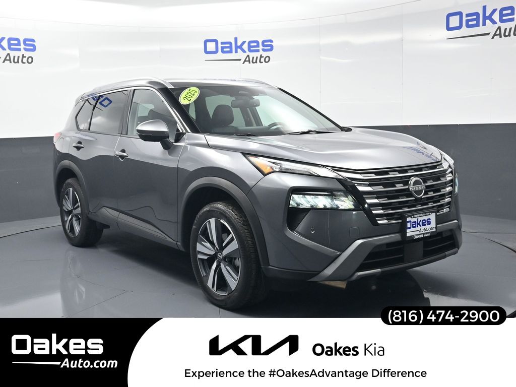 Gray (Gun Metallic) 2025 Nissan Rogue SL FWD SUV / Crossover Front-Wheel Drive Continuously Variable Transmission