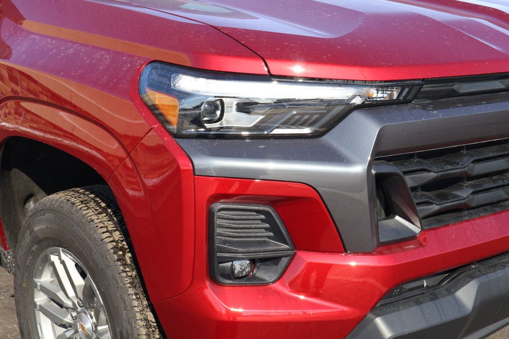Thumbnail: 2026 Chevrolet Colorado - 3
