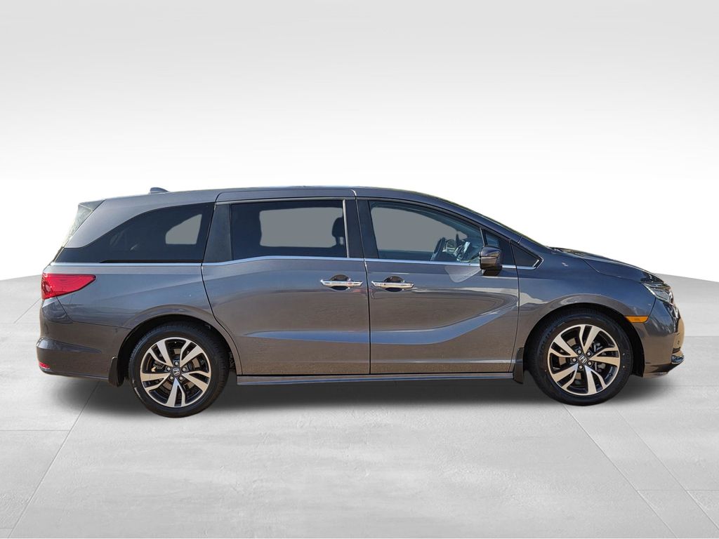 Used 2022 Honda Odyssey Van