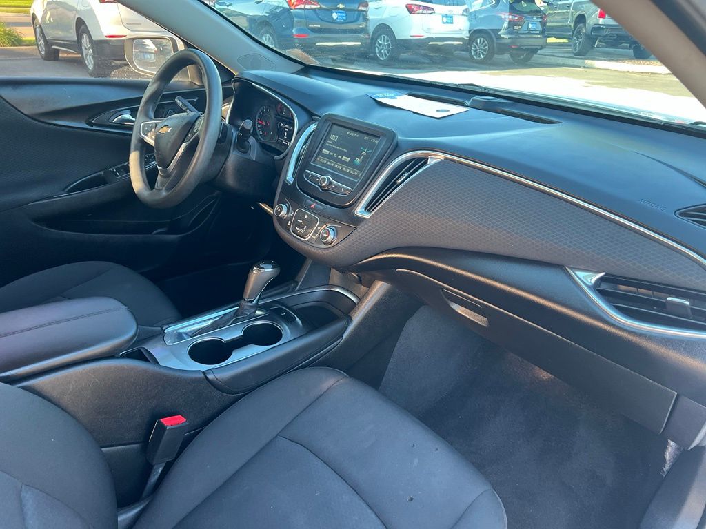 Used 2018 Chevrolet Malibu Sedan