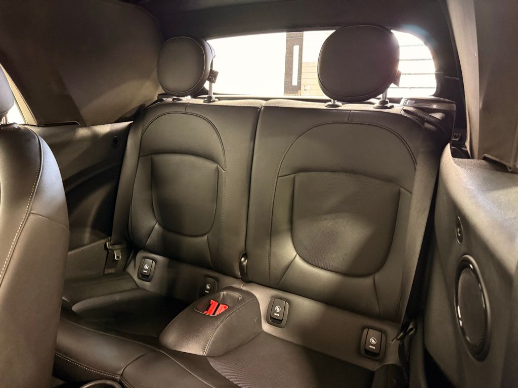 Thumbnail: 2024 MINI Cooper Convertible - 20