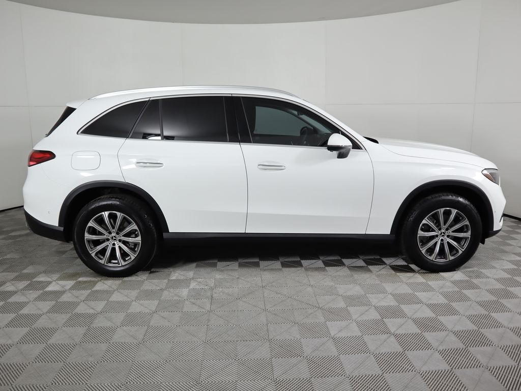 Thumbnail: 2024 Mercedes-Benz GLC - 4