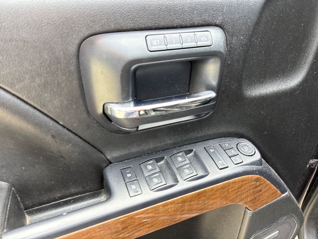 Used 2015 Gray Chevrolet LTZ image 17