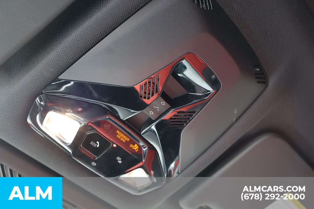Used 2023 White BMW xDrive28i image 37