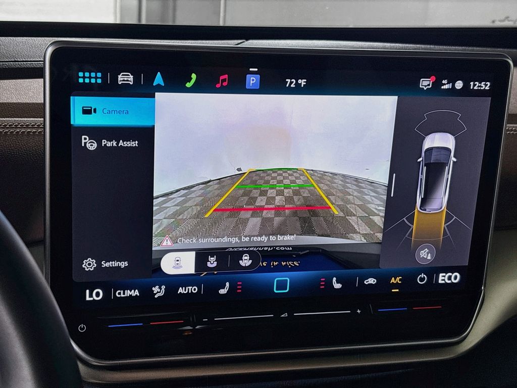 2025 Volkswagen ID.4 Pro