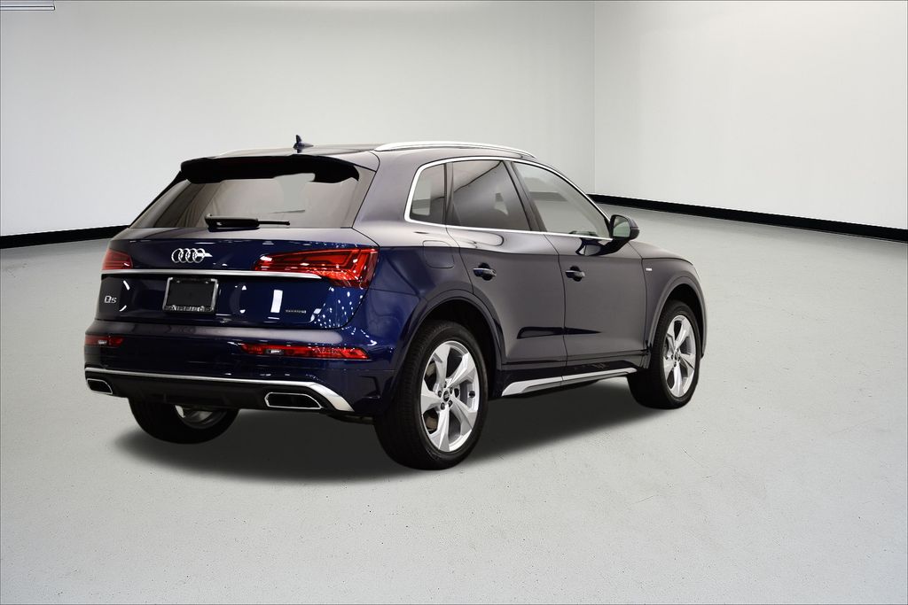 Thumbnail: 2025 Audi Q5 - 5