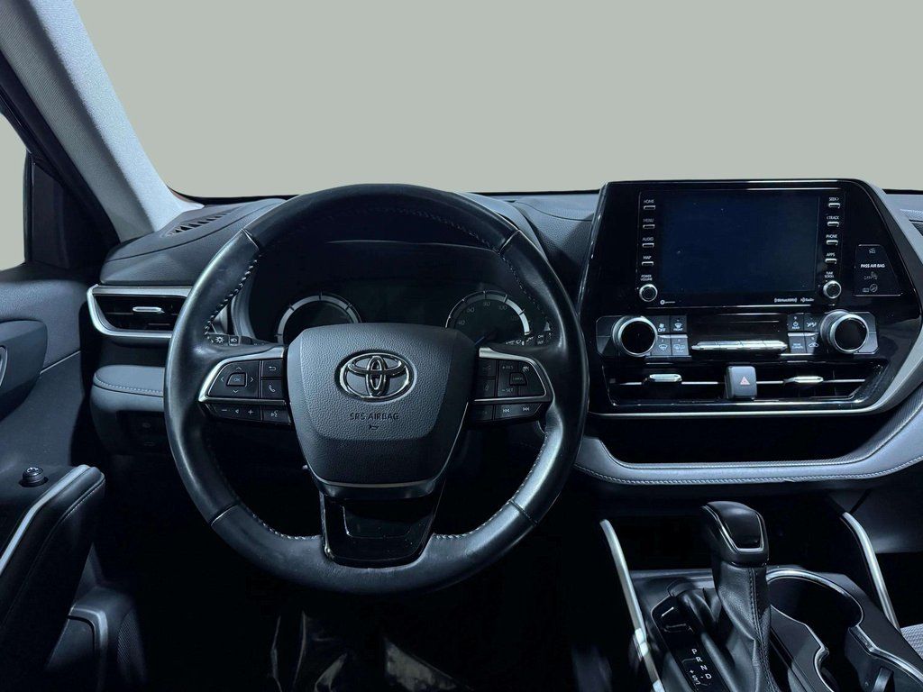 Used 2021 Midnight Black Metallic Toyota LE image 19