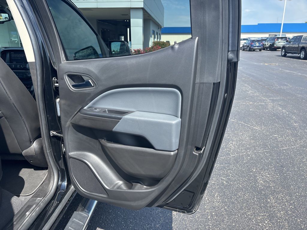 2021 Chevrolet Colorado Z71 photo 9