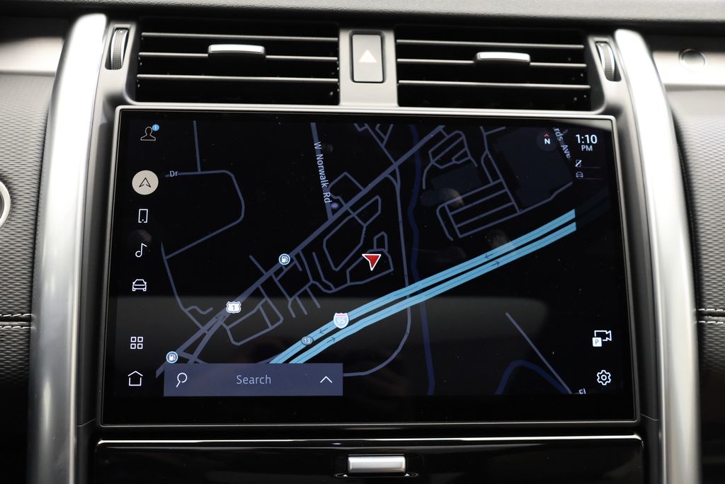 Thumbnail: 2026 Land Rover Discovery - 20