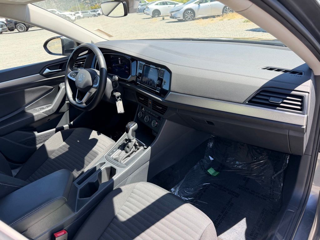 Used 2024 Volkswagen Jetta Sedan