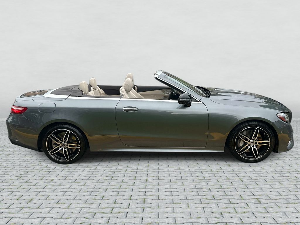 Thumbnail: 2019 Mercedes-Benz E-Class - 12