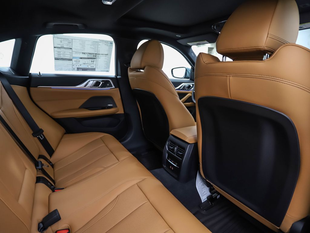 Thumbnail: 2026 BMW i4 - 26