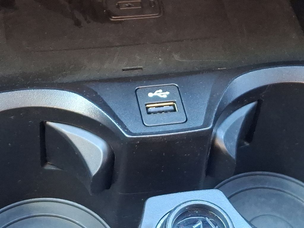 Thumbnail: 2023 BMW M3 - 25