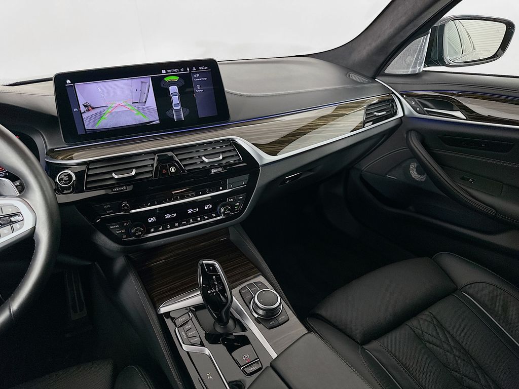 2022 BMW 5 Series M550i xDrive 24