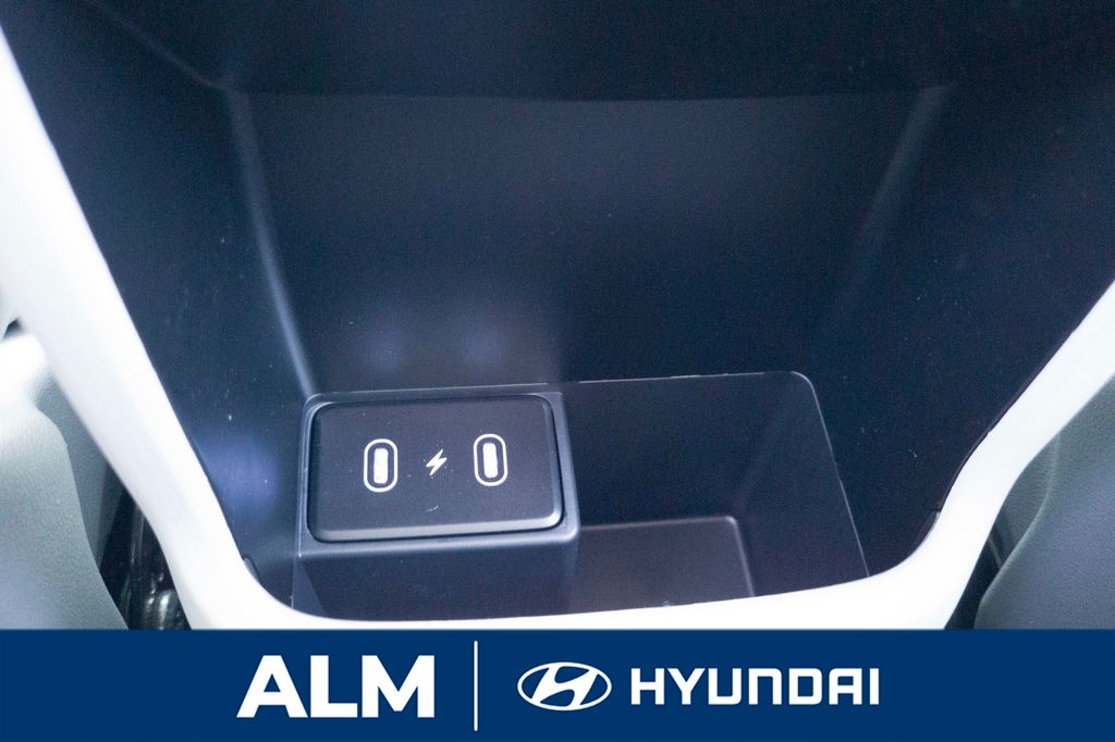 New 2026 Orange Hyundai SE image 15