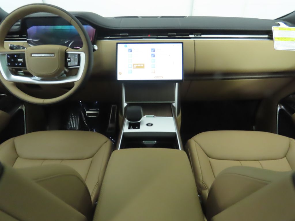 Thumbnail: 2025 Land Rover Range Rover - 14