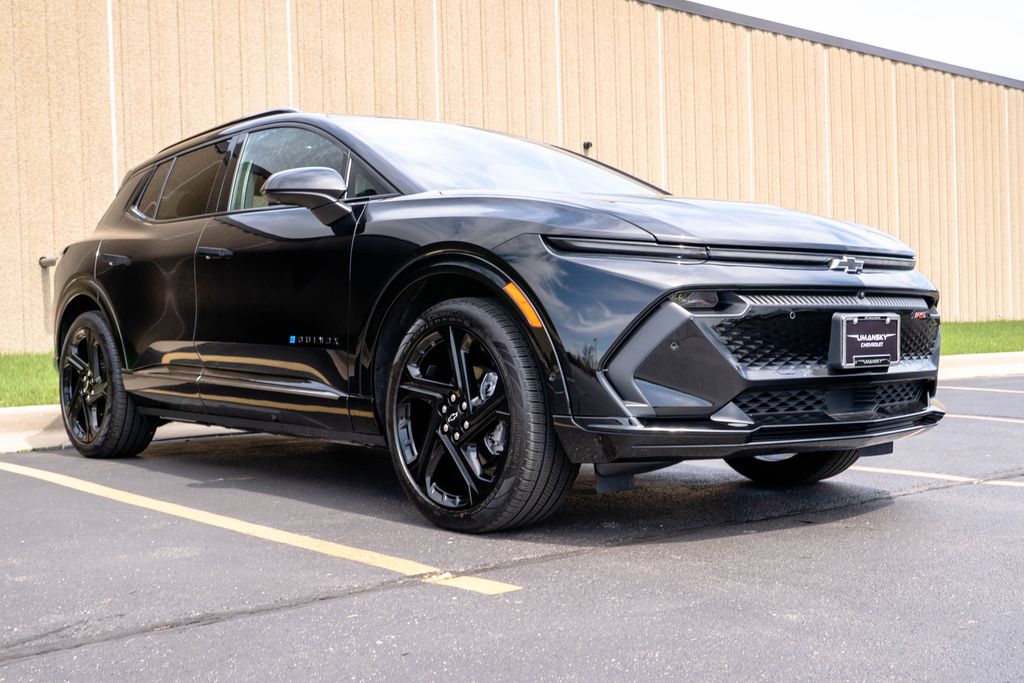 Used 2024 Chevrolet Equinox EV Launch Edition with VIN 3GN7DNRP0RS222082 for sale in Glendale, WI