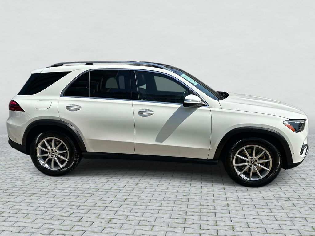 Thumbnail: 2025 Mercedes-Benz GLE - 8