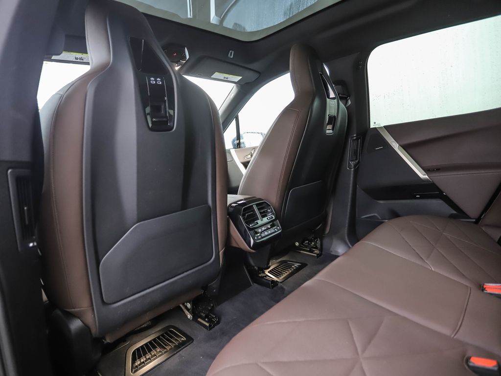 2023 BMW iX xDrive50 20