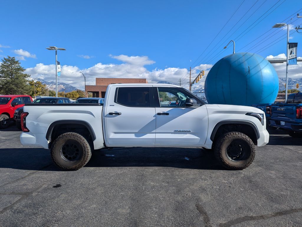 2022 Toyota Tundra SR5 8